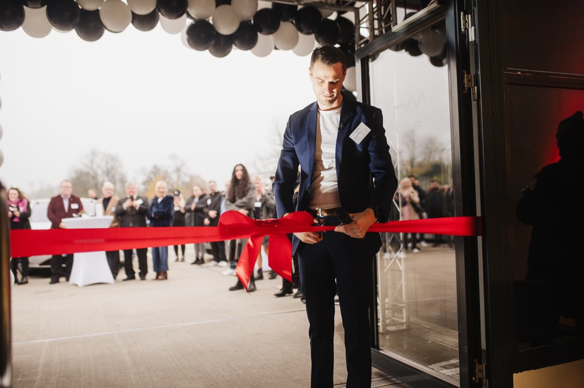 Das Team beim gemeinsamen Markenlaunch